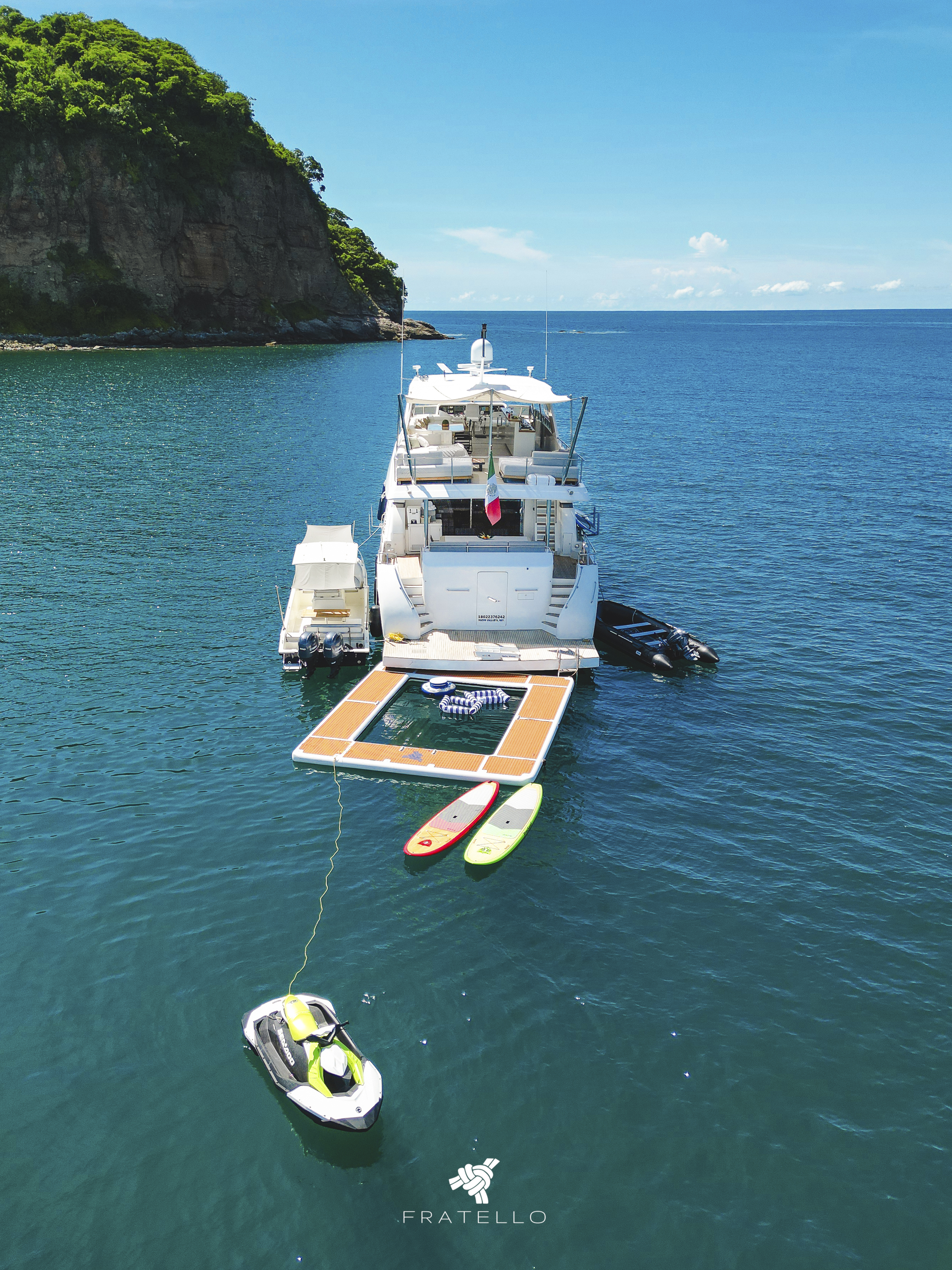 FRATELLO flybridge