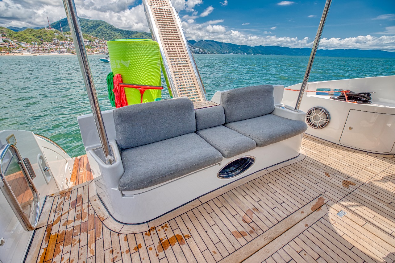 DON JONY interior stateroom