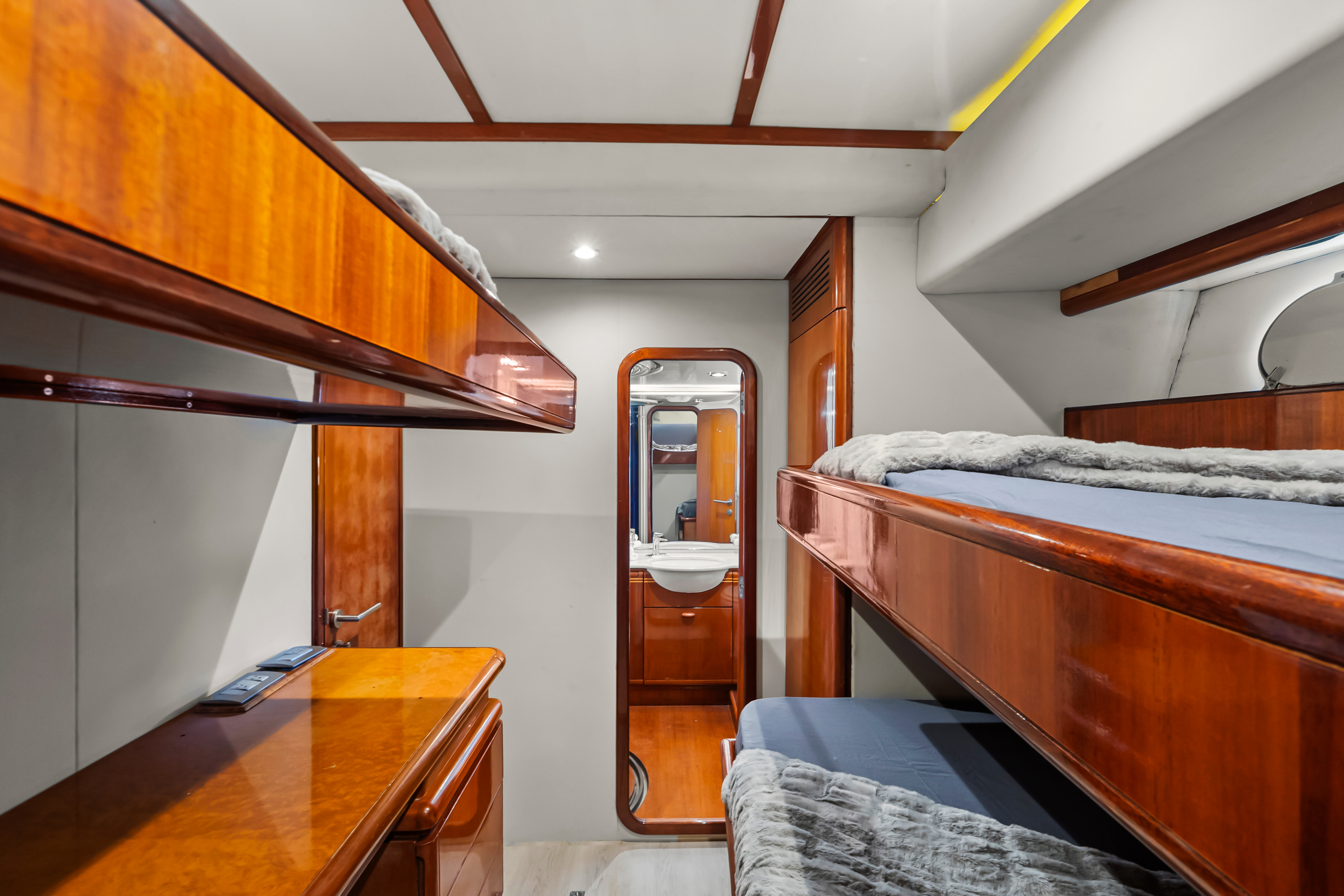 VITA flybridge
