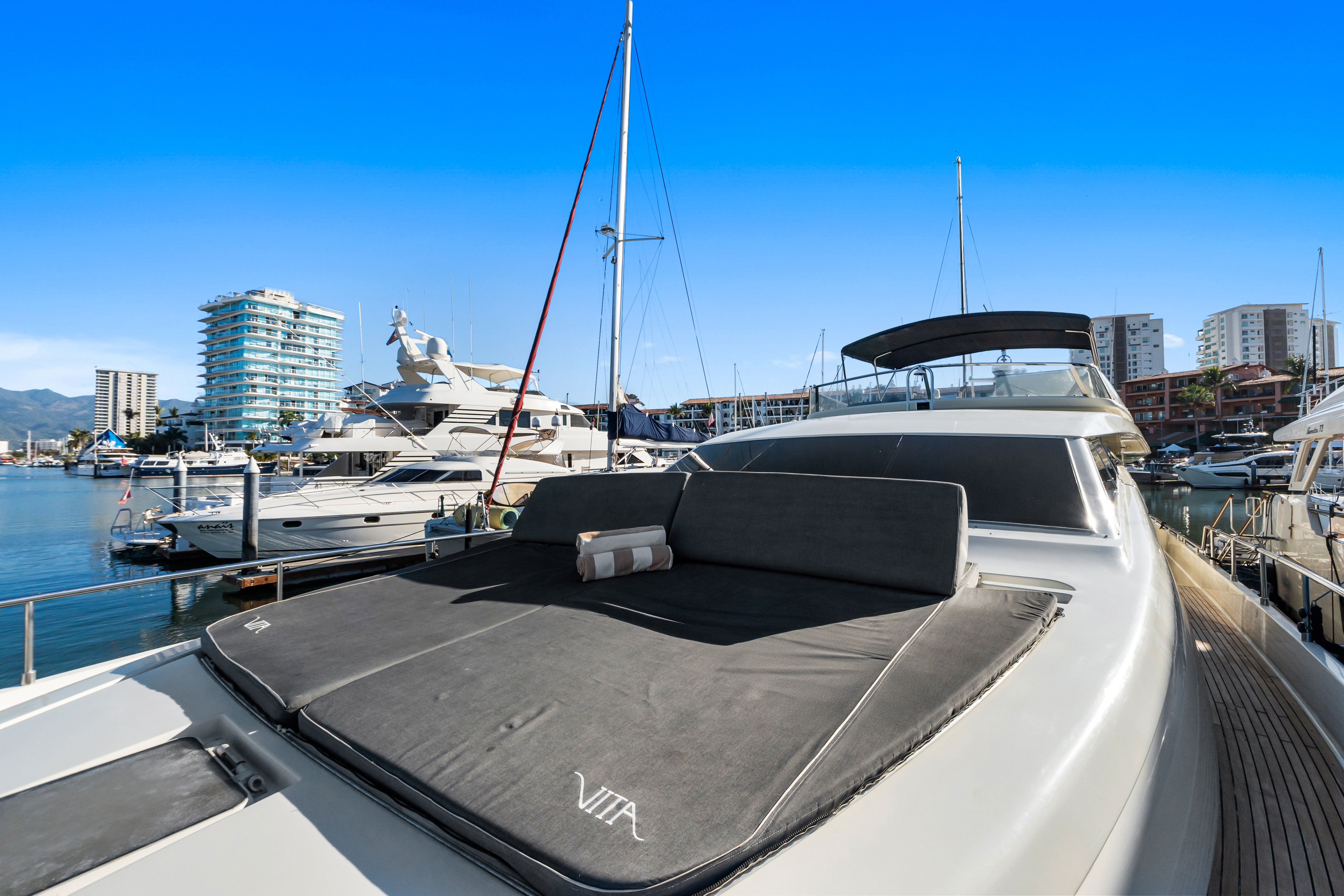 VITA flybridge