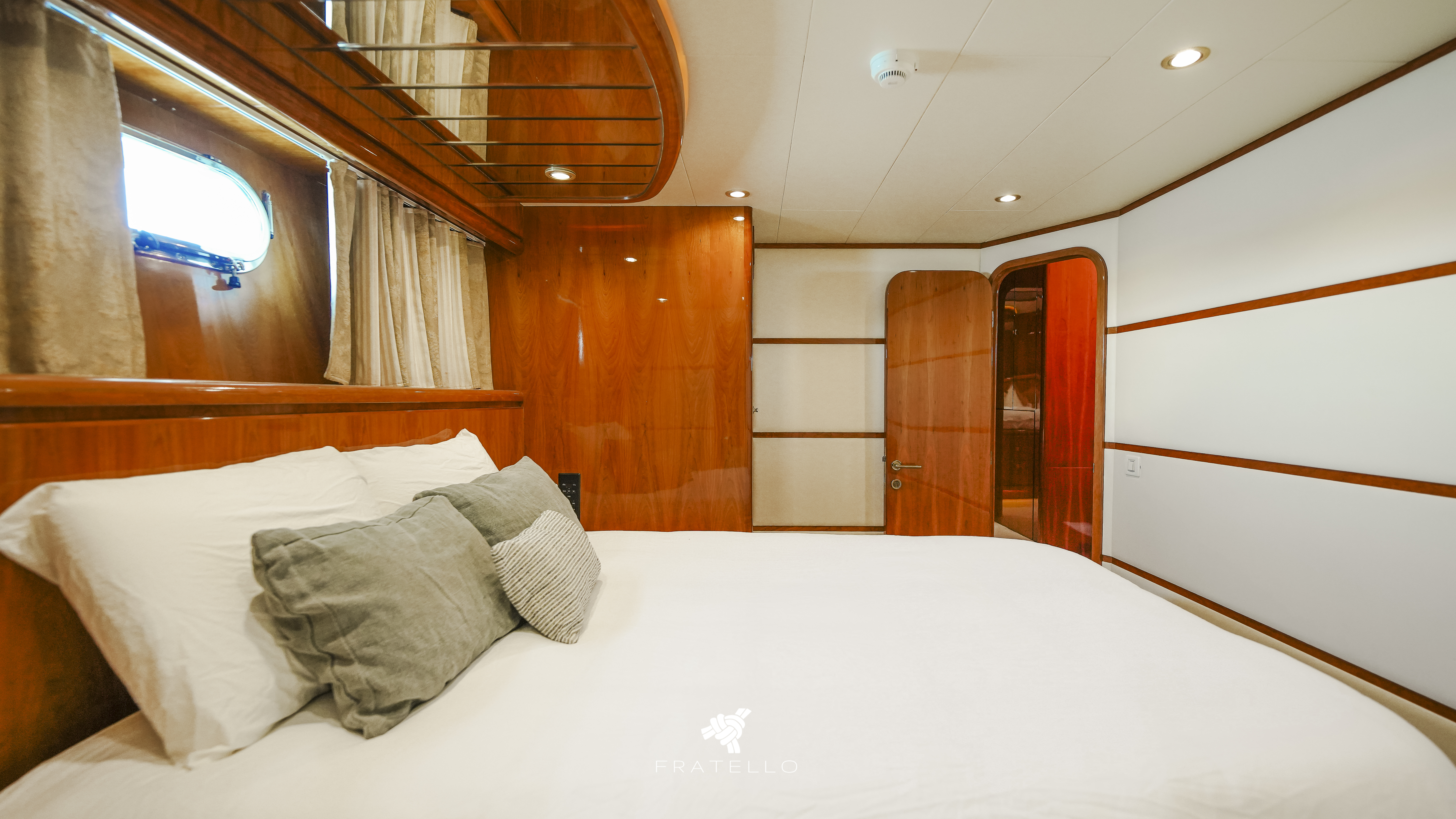 FRATELLO flybridge