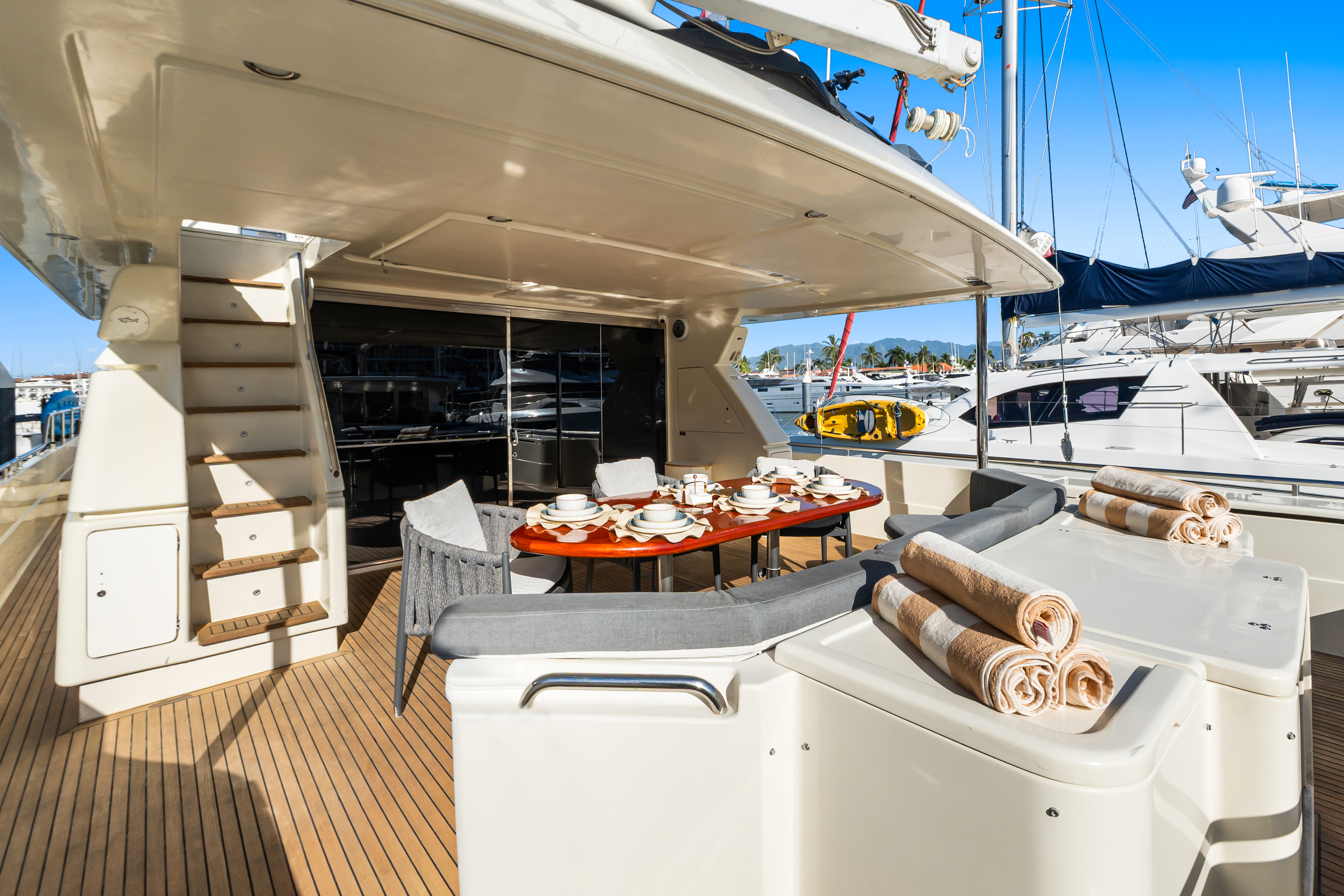 VITA sun deck