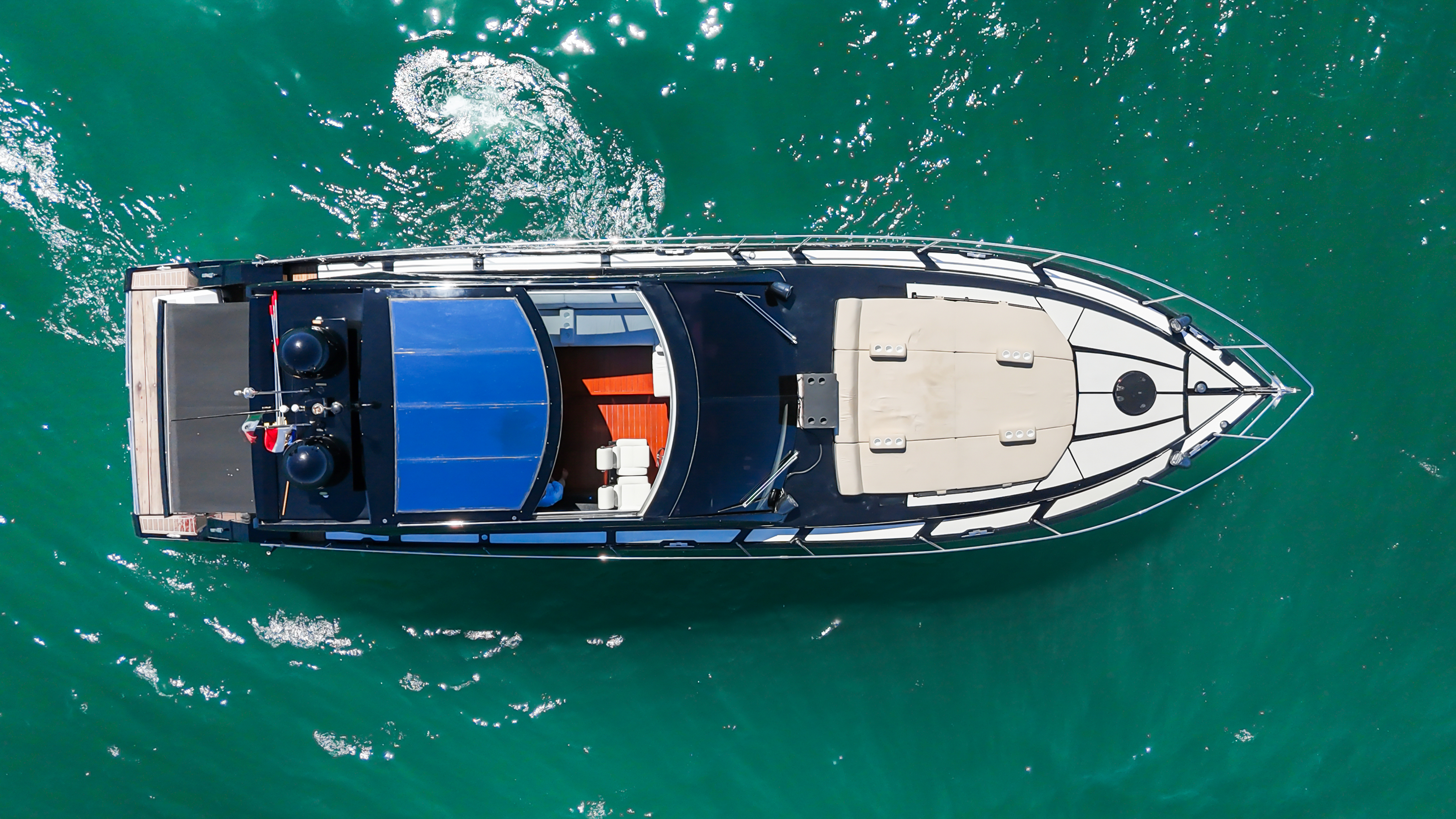 YATE LALISA flybridge