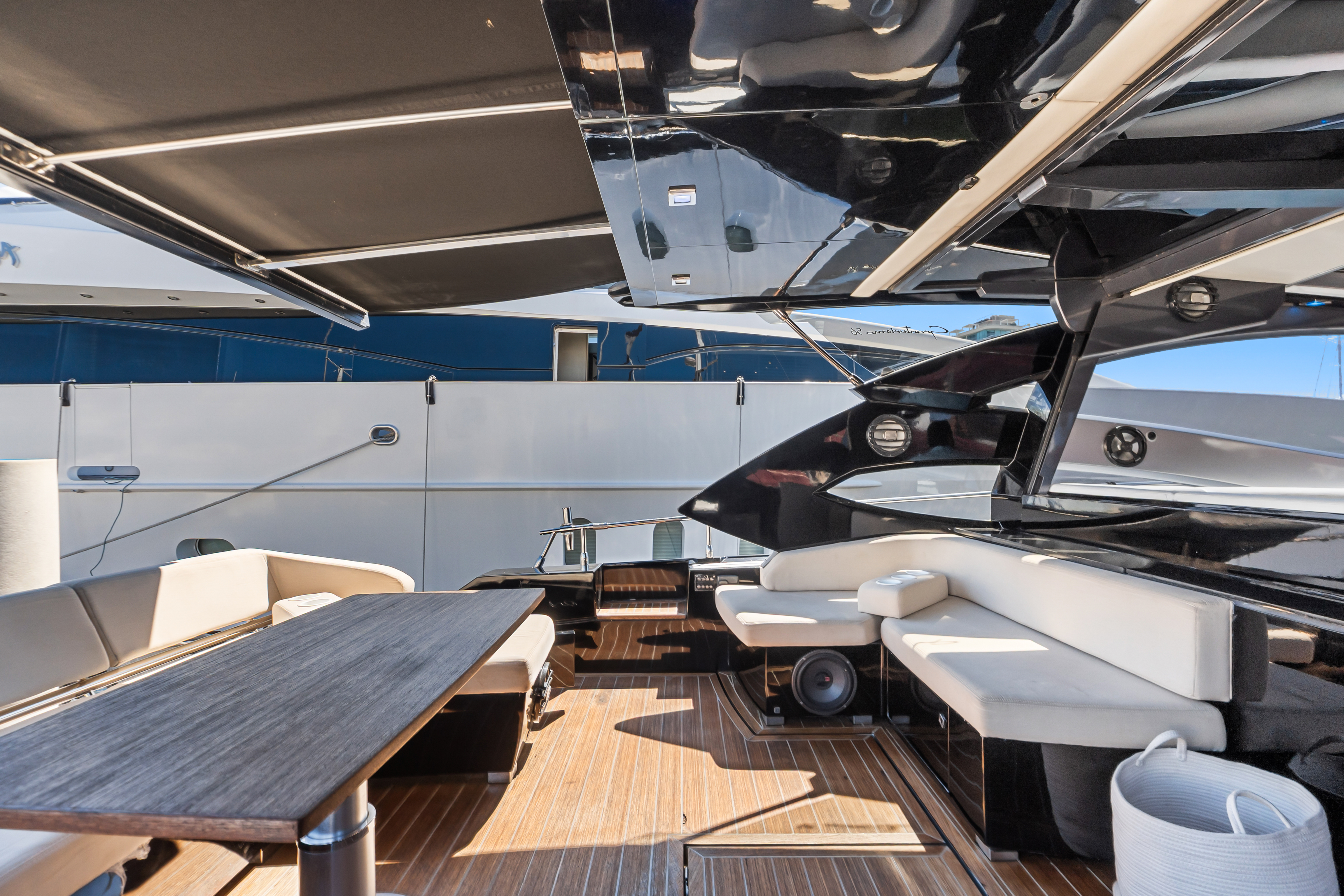 YATE LALISA interior stateroom