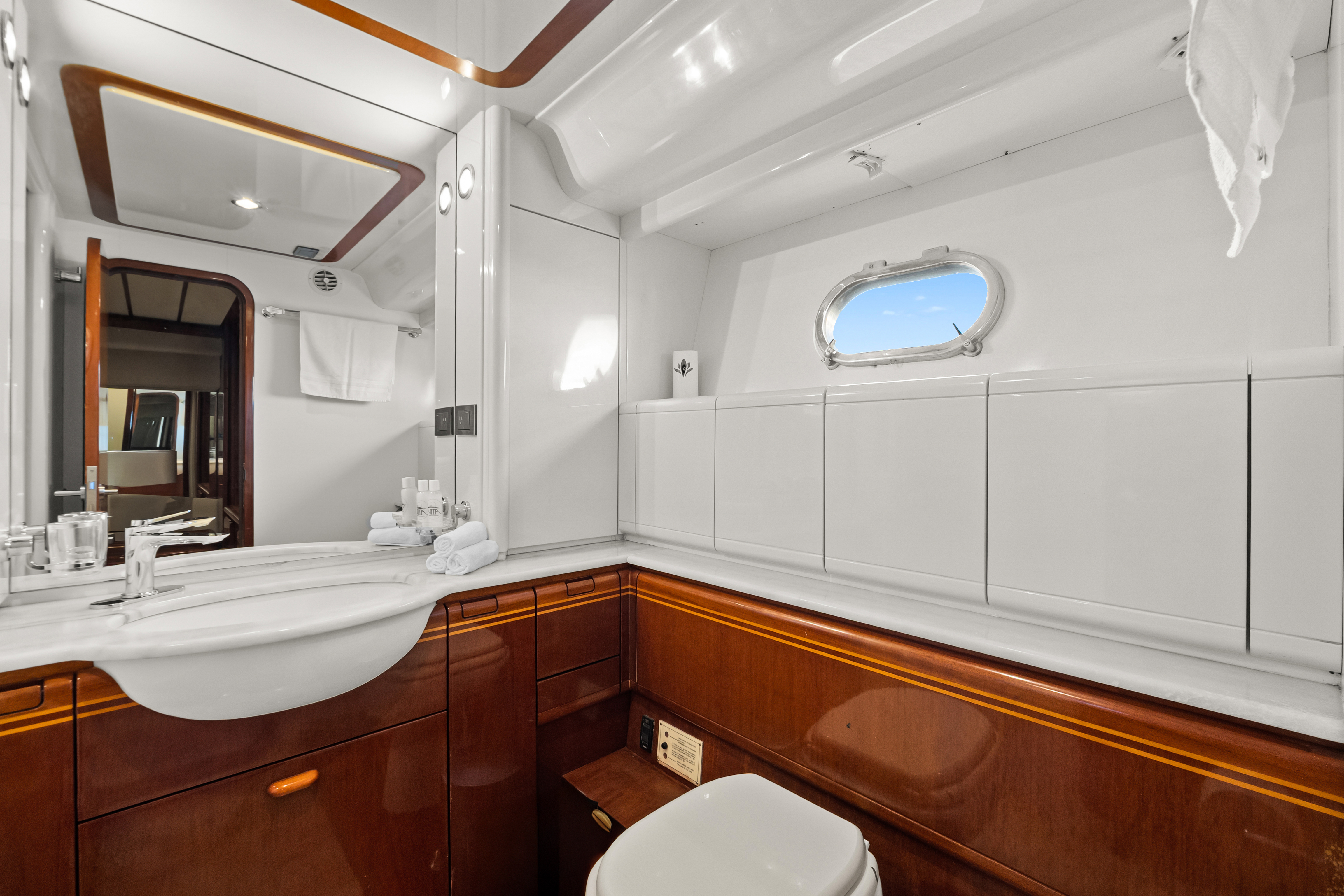 VITA flybridge