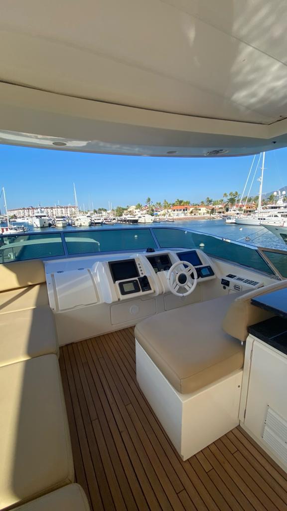 DIVA sun deck