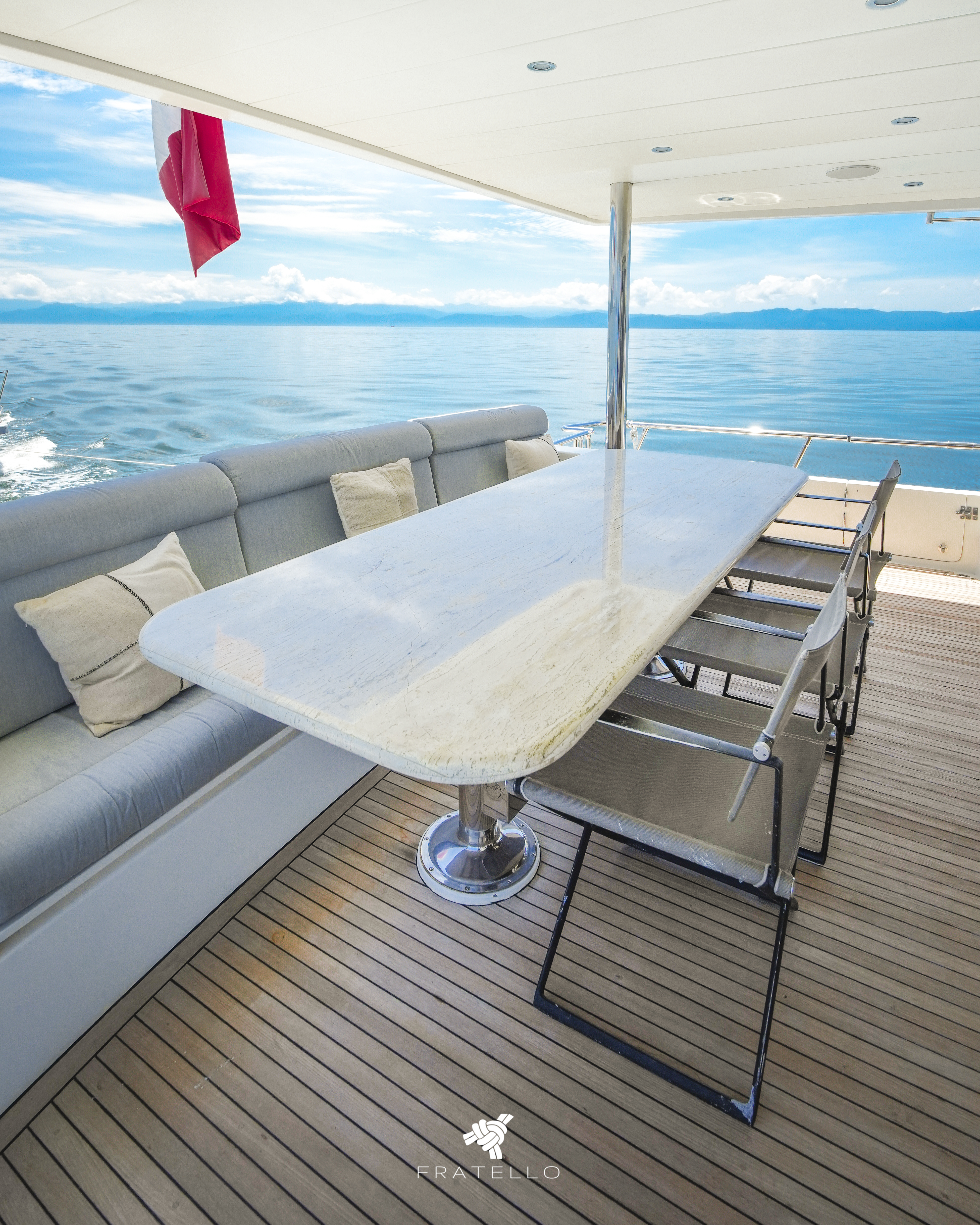 FRATELLO deck lounge