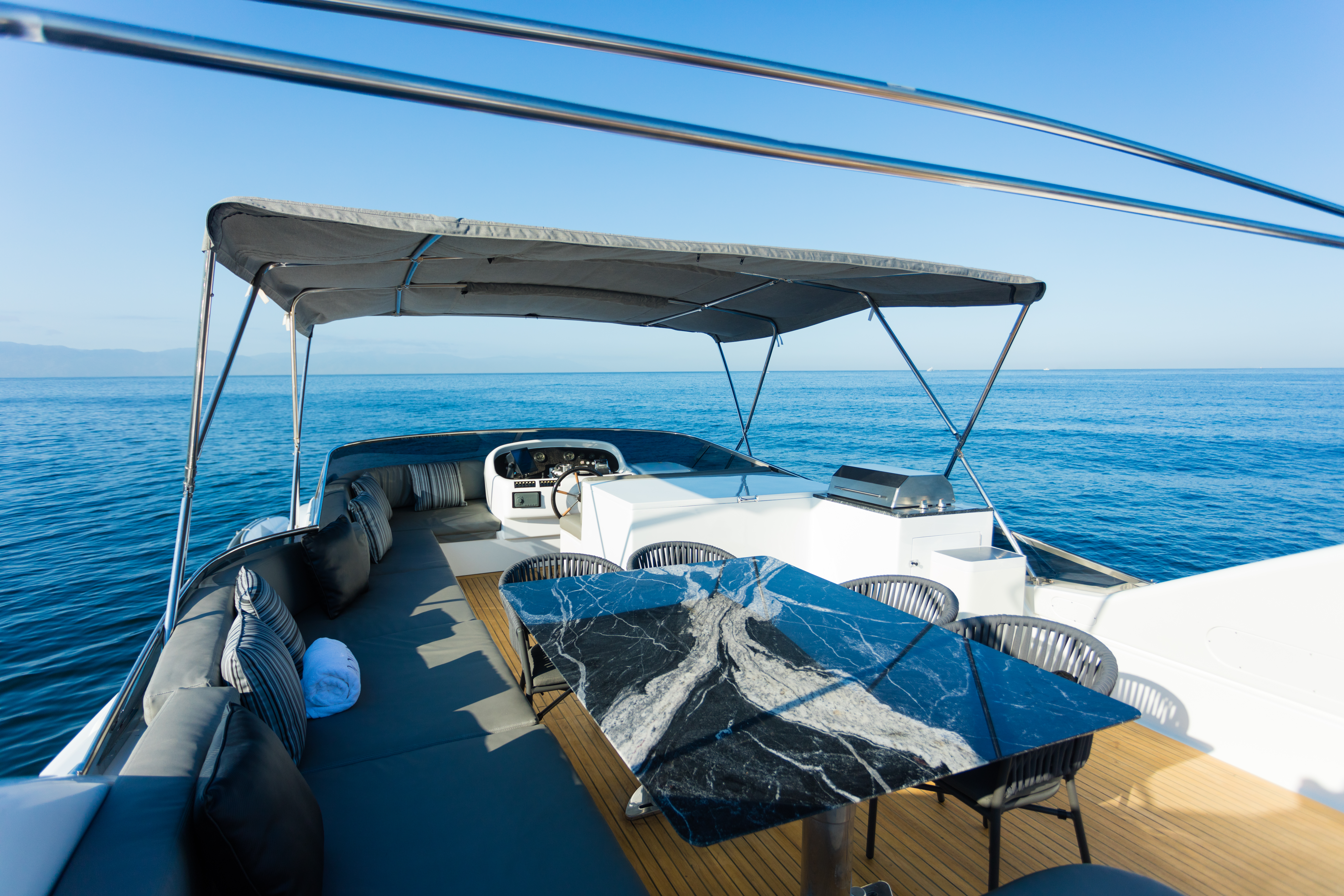 DON MOI swim platform