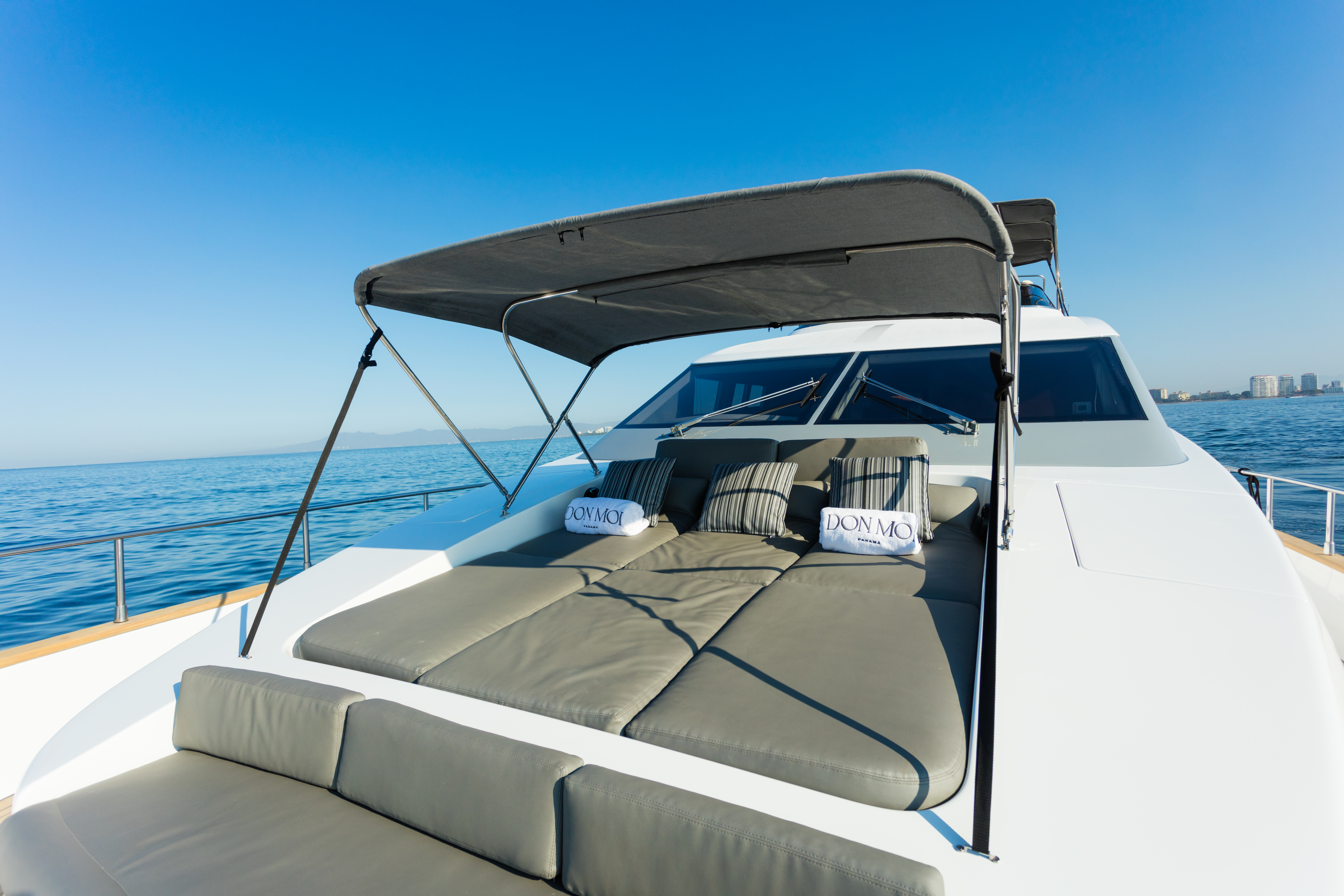 DON MOI swim platform