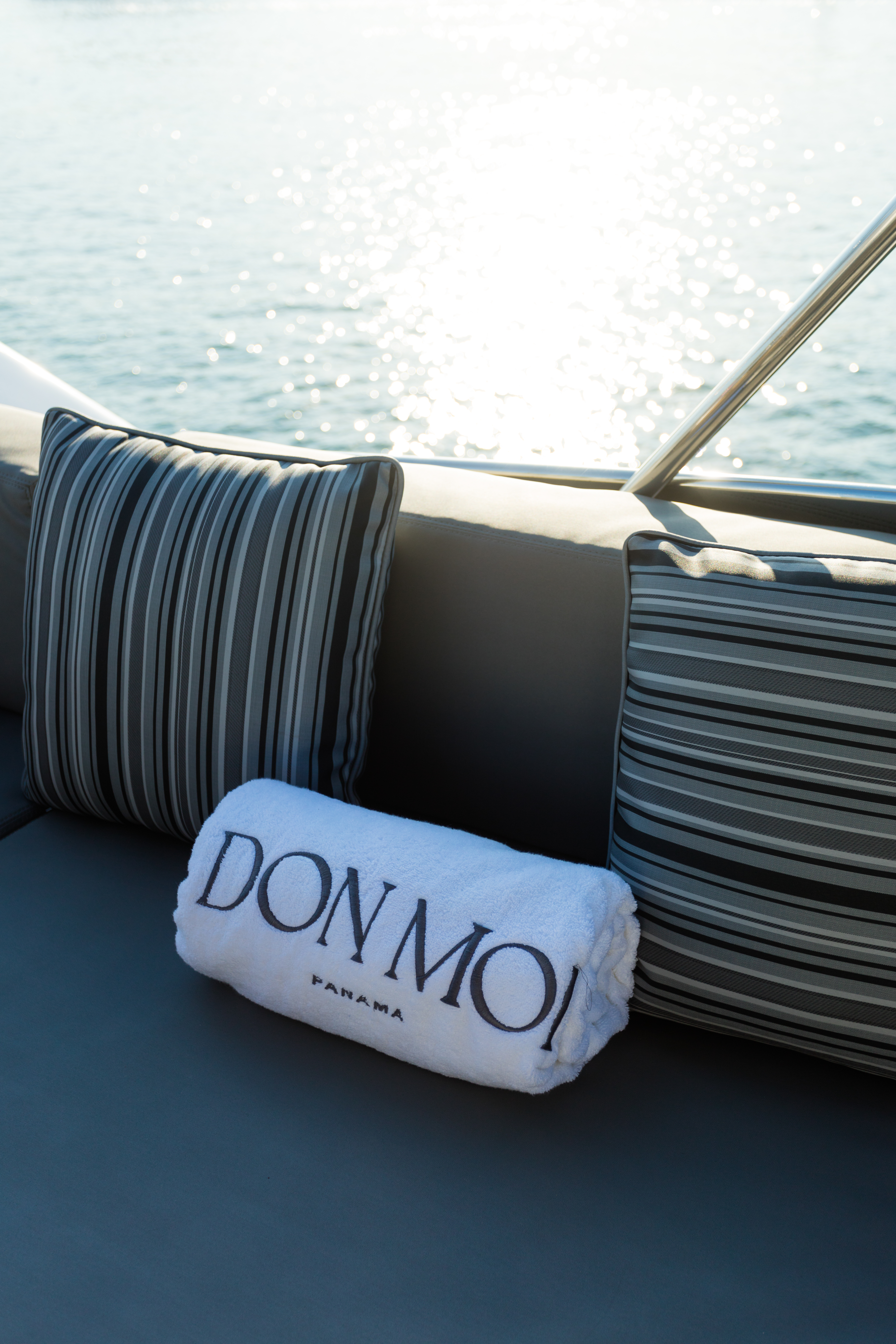 DON MOI exterior view